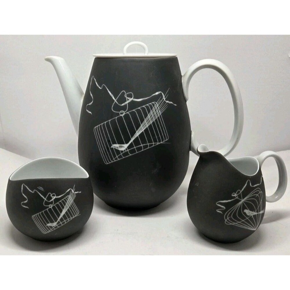 Vtg Johann Haviland "Papageno" MCM 3-piece coffee/tea set. Dmg creamer free
